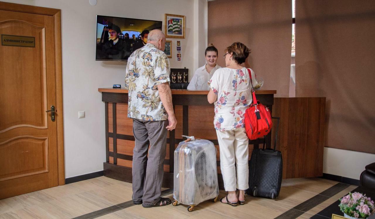 Arda Hotel Гагра Екстер'єр фото